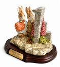 Load image into Gallery viewer, Royal Doulton John Bestwick The World of Beatrix Potter Hiding from the Cat
