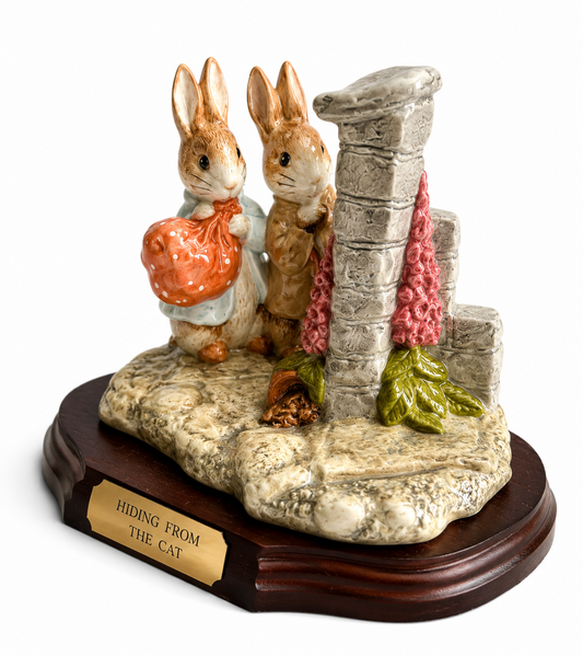 Royal Doulton John Bestwick The World of Beatrix Potter Hiding from the Cat