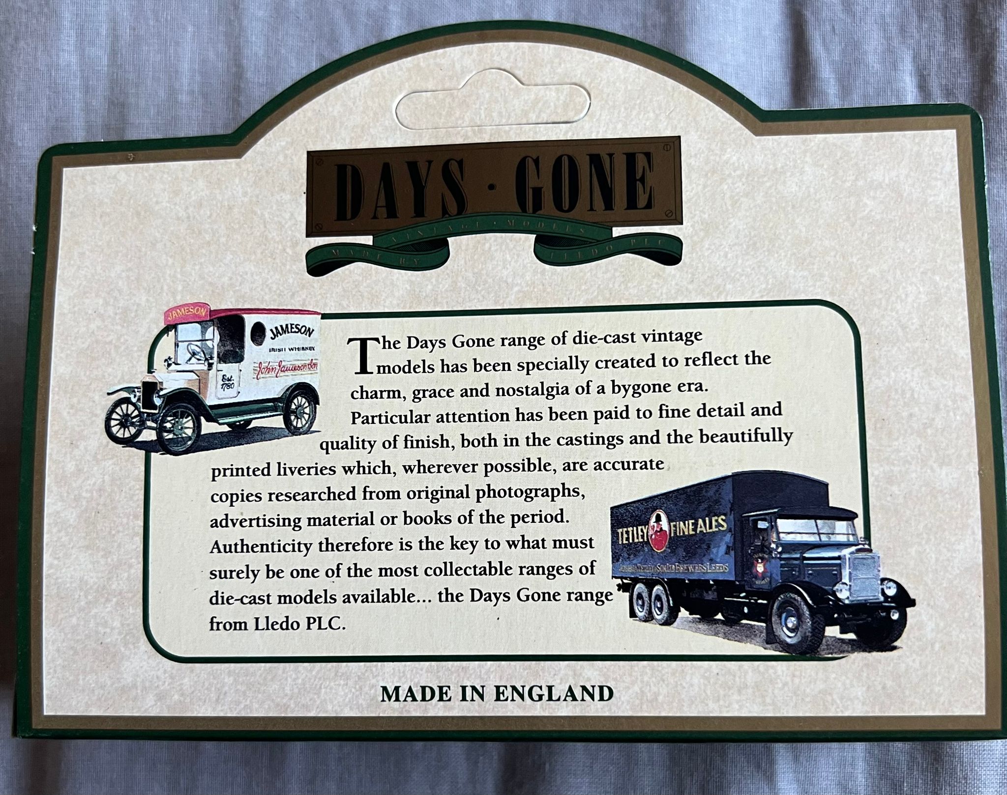 Lledo Days Gone Vintage Blue Saloon Car Diecast Model – Boxed – Made in England