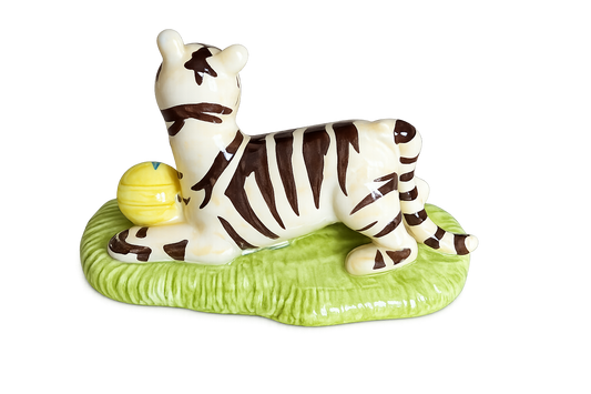 Royal Doulton The Winnie the Pooh Collection Tigger Plays Ball Figurine