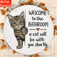 Load image into Gallery viewer, 2D Flat, 2D Flat 2D Flat 2D Flat - Decorative Plaque and Ornament - 1pc Wooden Cat Bathroom Sign "Welcome to the Bathroom, the Cat Will Be with You Soon" Wall Decor, Suitable for Home, Office, Cafe, Holiday Gift for Cat Lovers, Perfect Room Decor
