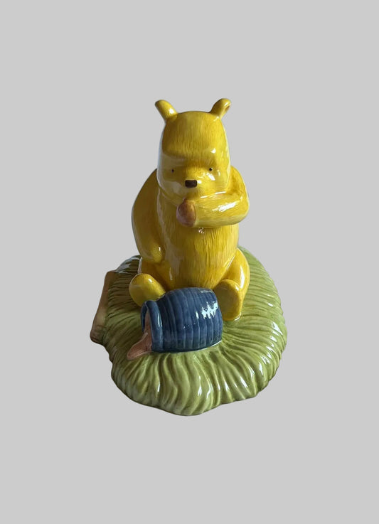 Royal Doulton The Winnie the Pooh Collection Pooh Began to Eat Figurine Limited Edition with COA